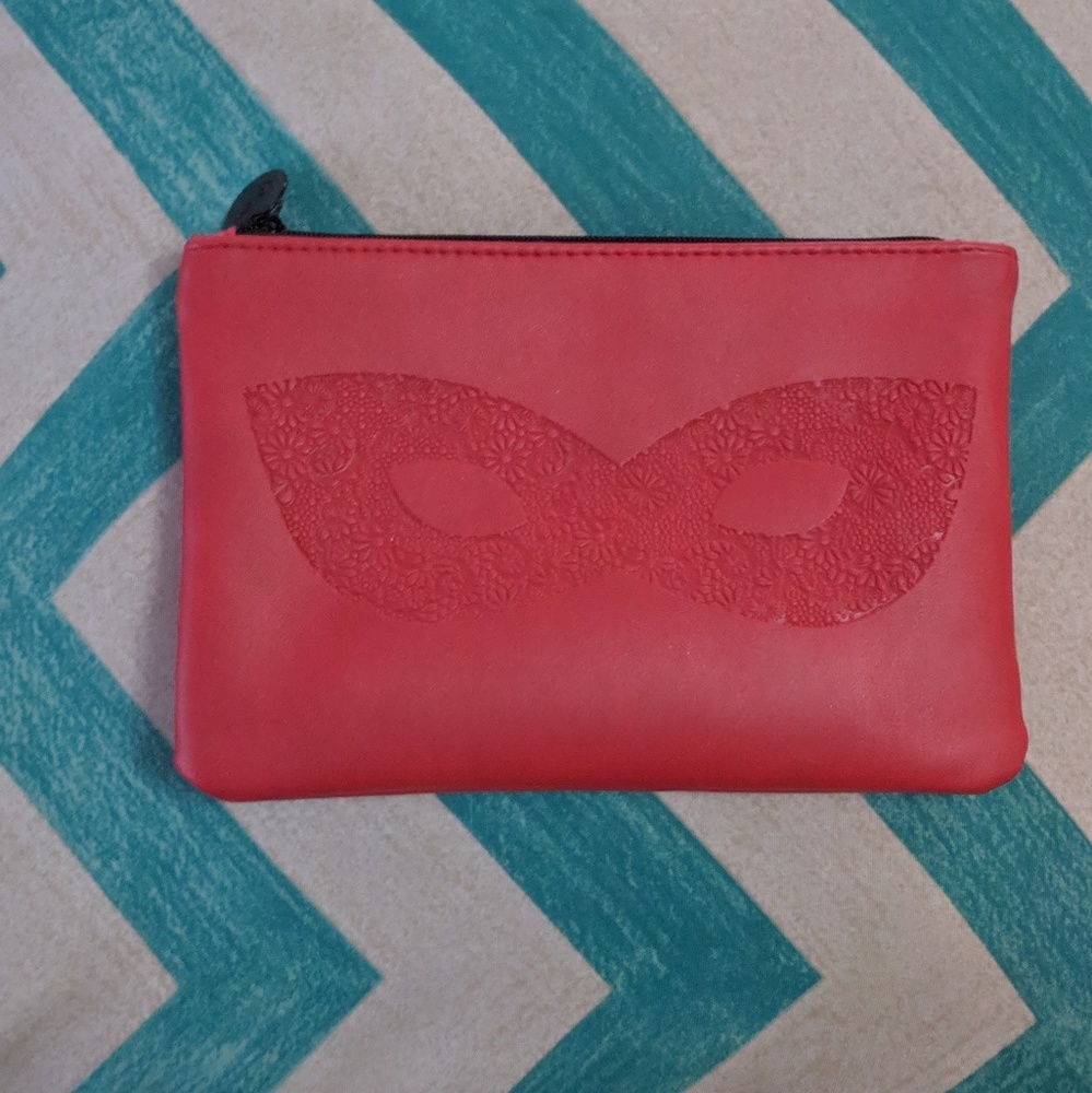 Masquerade make up bag